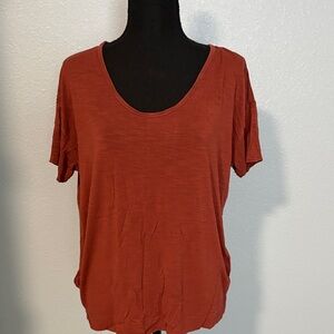 Old Navy Rust Short-Sleeve Scoop Neck Tee